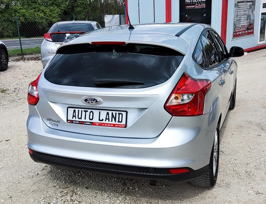 Ford Focus cena 27950 przebieg: 123000, rok produkcji 2011 z Brodnica małe 562